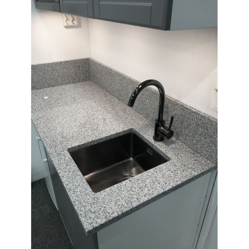 Ljusgrå granit bänkskiva Ljusgrå granit bänkskiva